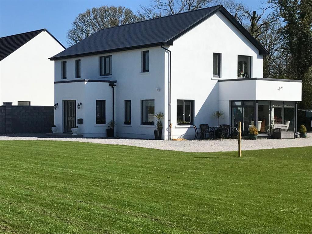 Ashlee Lodge, Shanagarry P25K6R6 Near Ballymaloe House & Garryvoe Hotel 外观 照片